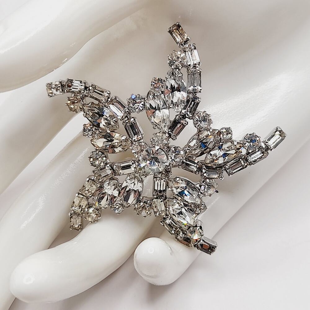 Vintage Kramer Clear Rhinestone Starfish Brooch Rhodium Plate 1960s